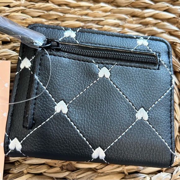 Betsey Johnson Wallet Luv Betsey Quilted Heart - Picture 8 of 8